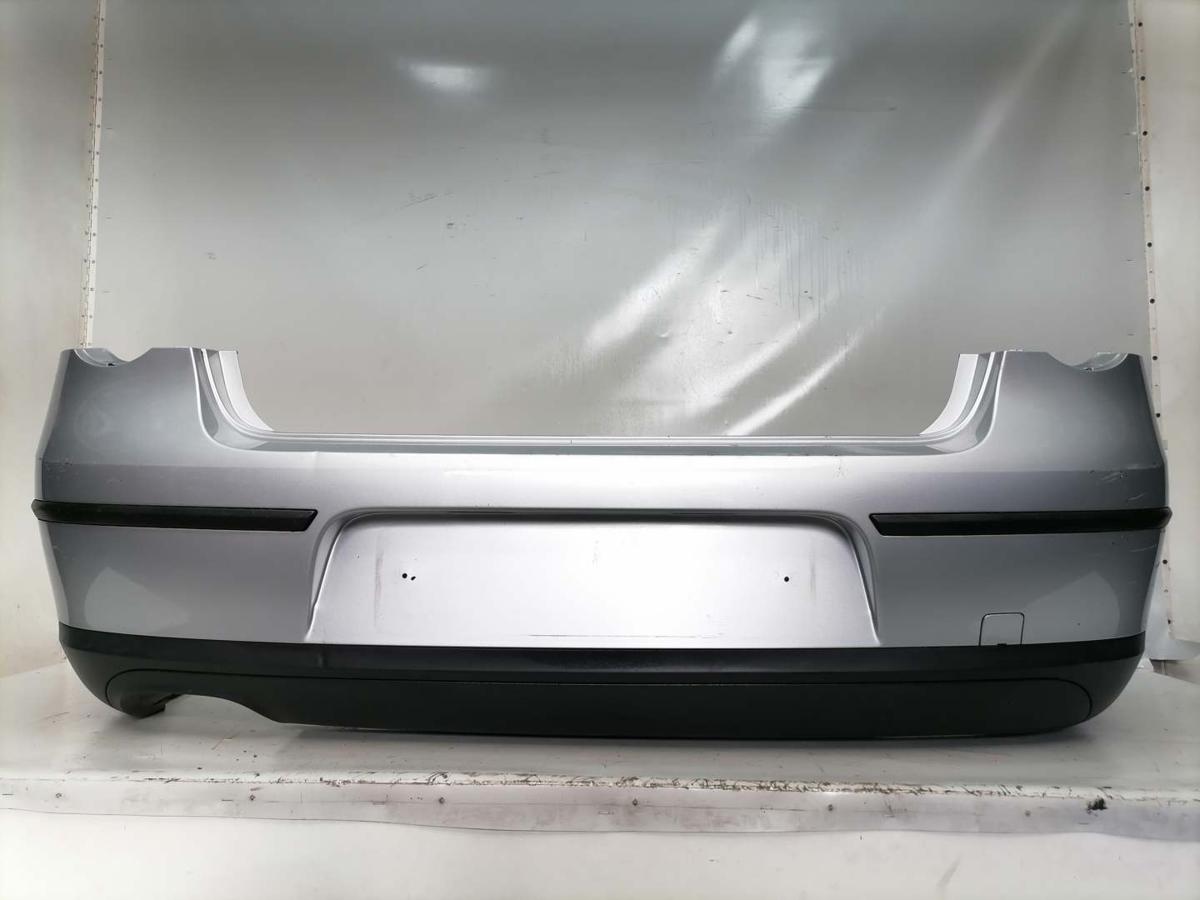 VW Passat 3C B6 original Stoßstange Stossfänger hinten Limousine LA7W Reflexsilber Bj.2006